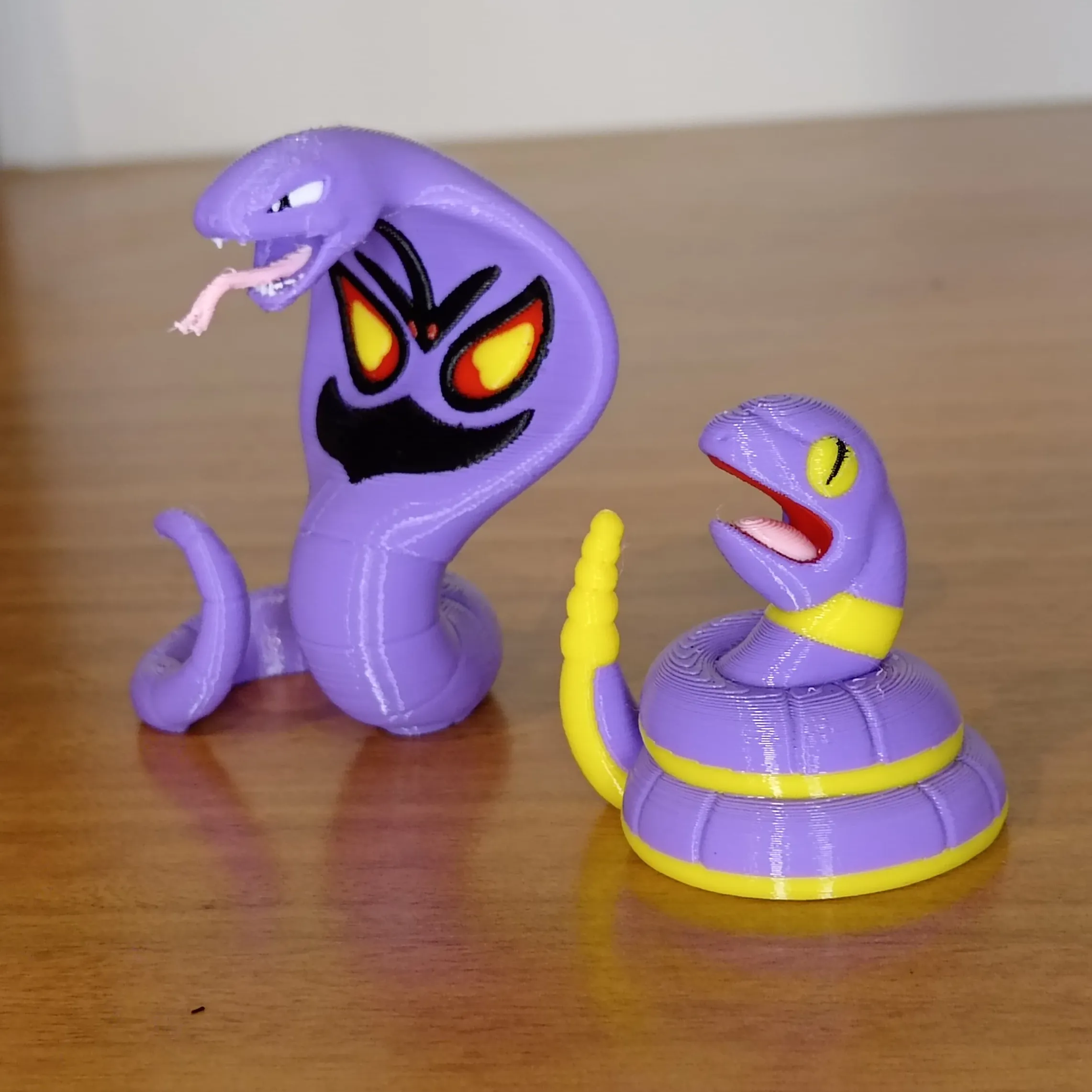 Ekans y Arbok